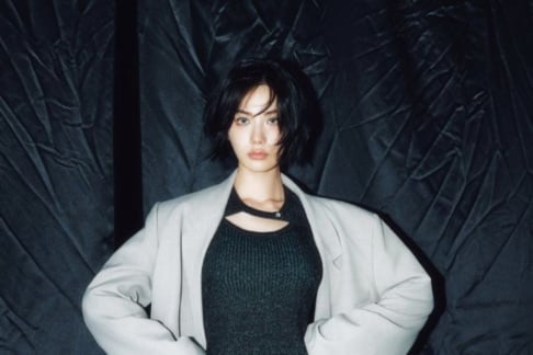 Agência de Nana confirma que tanto Nana quanto sua mãe estão gravemente feridas após lutarem contra um intruso em sua casa