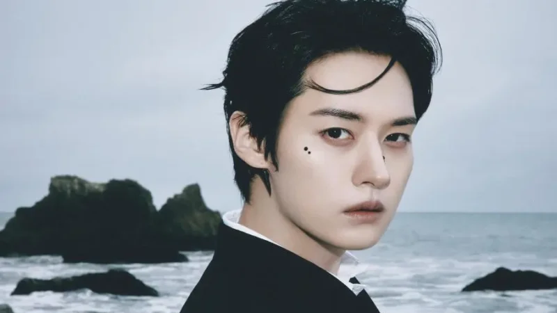 Lee Know, do Stray Kids, diagnosticado com entorse no tornozelo após se machucar no MAMA Awards de 2025