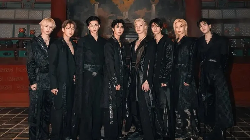 Stray Kids faz história com 8º Número 1 na Billboard 200 com ‘DO IT’