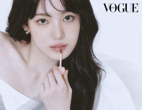 Sui prova que é um ícone de beleza da próxima geração em deslumbrante editorial da Vogue Korea