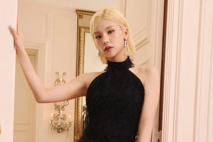 Yeji, do ITZY, nomeada embaixadora global da marca Roger Vivier