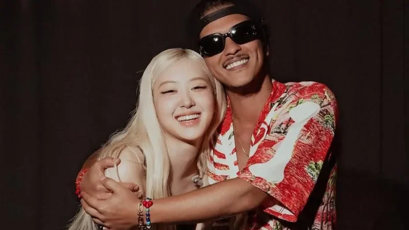 Rosé e Bruno Mars dominam as paradas da Apple Music em 2025