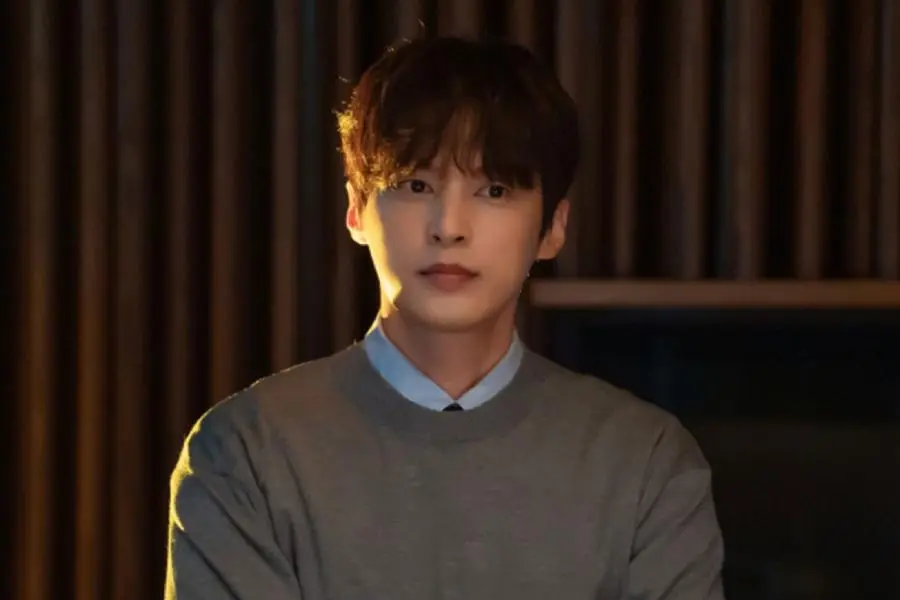 Yoon Sun Woo se Apaixona por Hahm Eun Jung em ‘First Man’