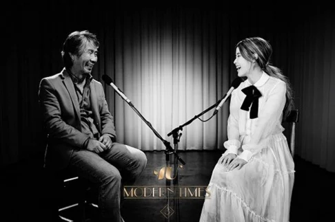 Choi Baek Ho revela história por trás do hit OST para drama de IU