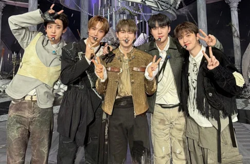 EXO viraliza por seu ‘caos de fada final’ no ‘Music Core’