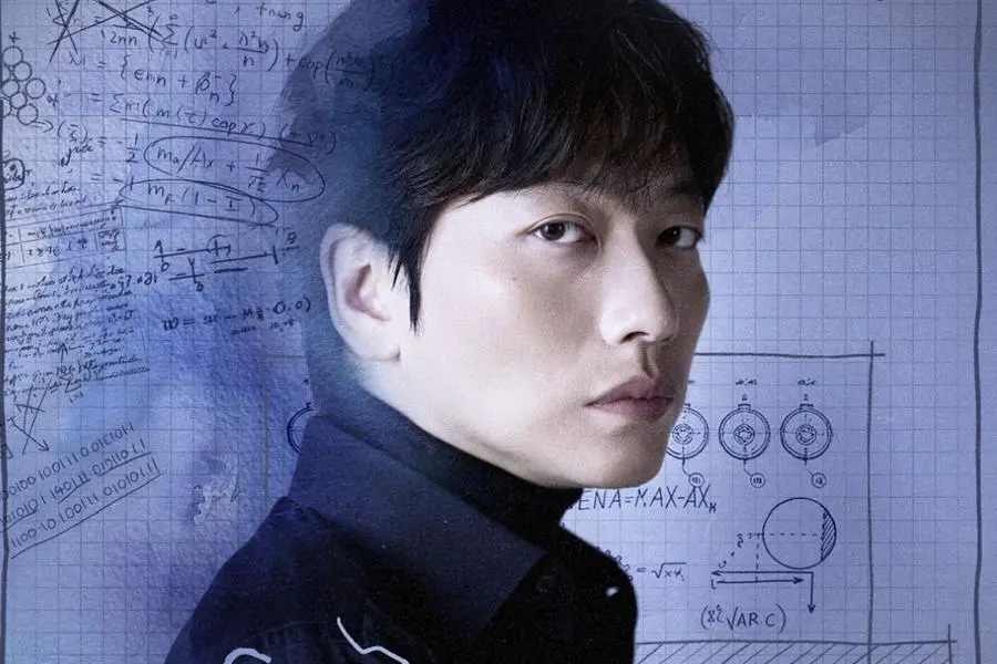 Lee Dong Hwi se machuca durante ensaio e desiste de peça de teatro