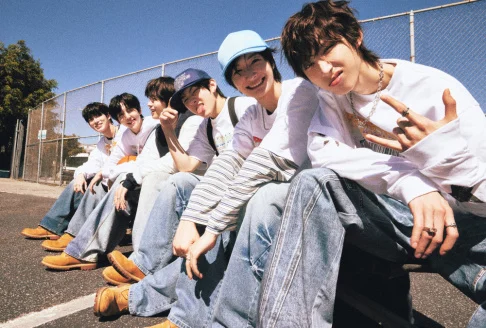 KickFlip quebra recordes de vendas na primeira semana com ‘My First Kick’